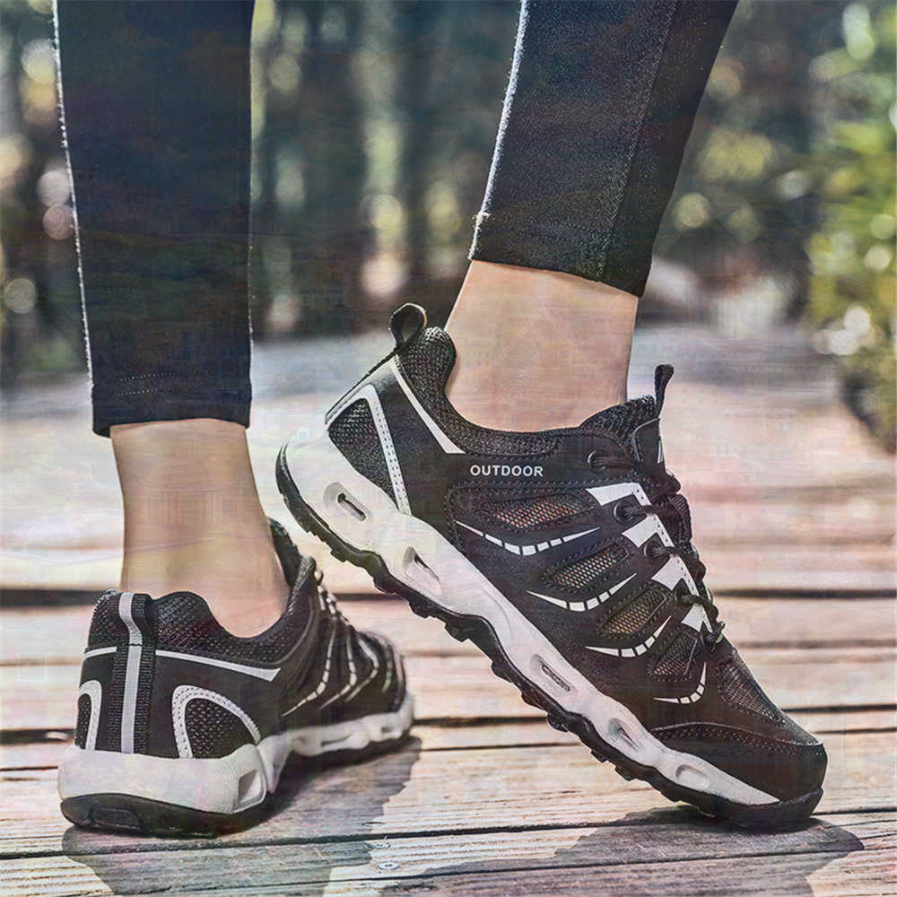 Sumer Round Tip Silver Sneaker - Women Formal Wear Heels 评论和价格